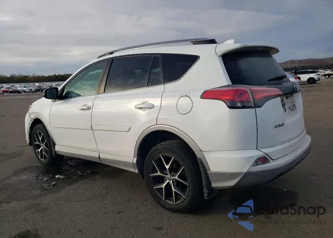 2017 Toyota Rav4 Se из США, поврежденный, VIN 2T3JFREV5HW660618